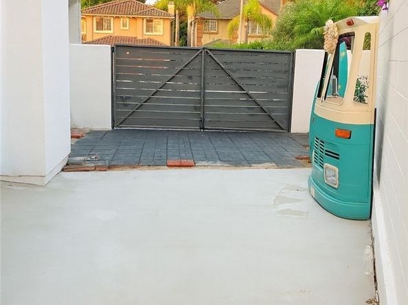 6776 Findley Circle, Huntington Beach CA 92648