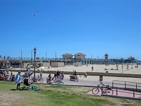 6776 Findley Circle, Huntington Beach CA 92648