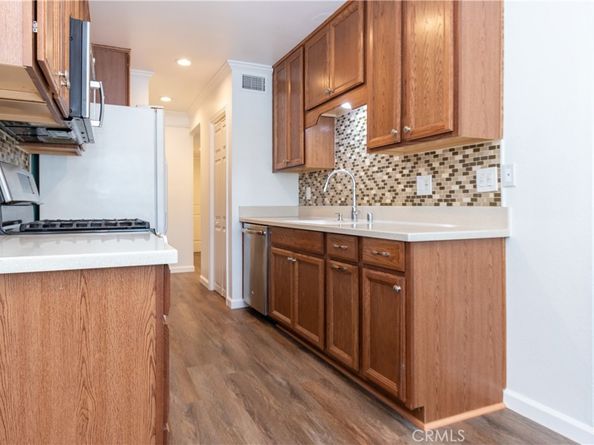 26328 Via Roble 28, Mission Viejo CA 92691