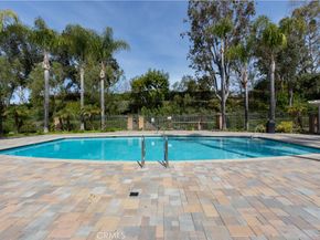 26328 Via Roble 28, Mission Viejo CA 92691