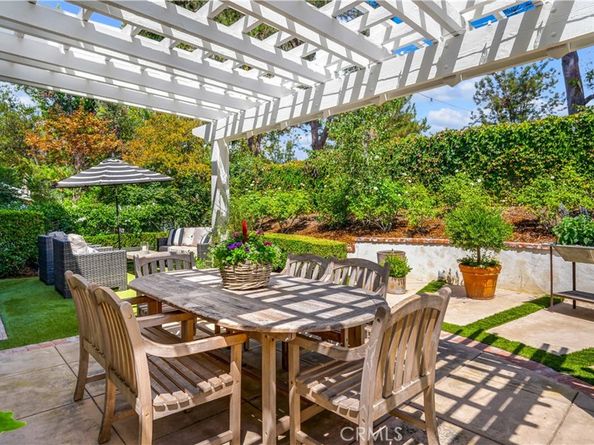 90 Winslow Lane, Irvine CA 92620