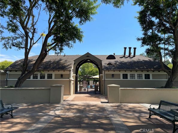 90 Winslow Lane, Irvine CA 92620