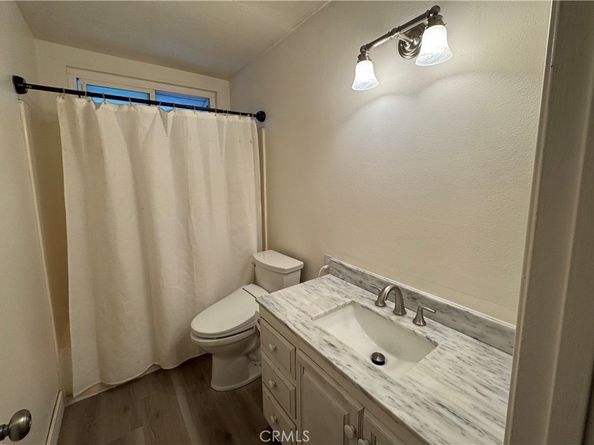 2309 W Flora Street, Santa Ana CA 92704