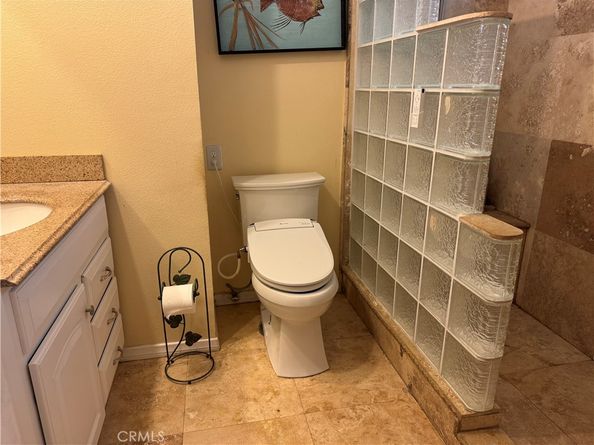 2309 W Flora Street, Santa Ana CA 92704