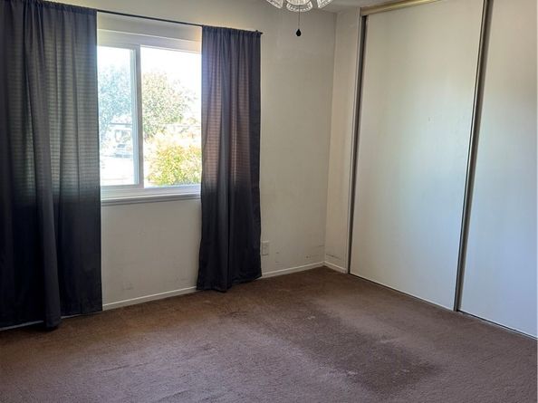 2309 W Flora Street, Santa Ana CA 92704
