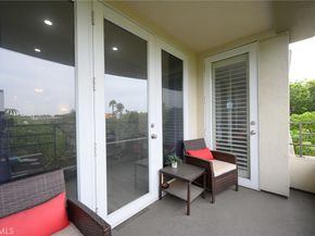 2243 Martin 207, Irvine CA 92612