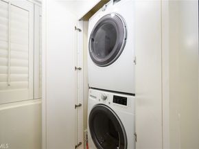 2243 Martin 207, Irvine CA 92612