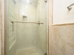 2243 Martin 207, Irvine CA 92612