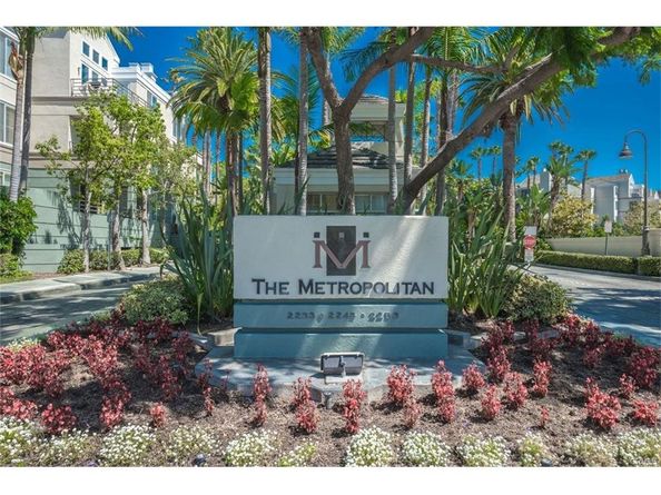 2243 Martin 207, Irvine CA 92612