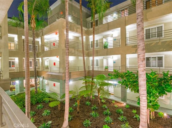 2243 Martin 207, Irvine CA 92612
