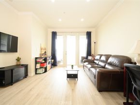 2243 Martin 207, Irvine CA 92612