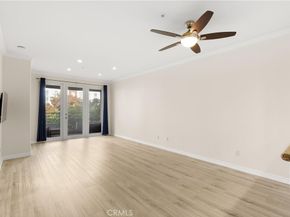 2243 Martin 207, Irvine CA 92612