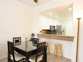 2243 Martin 207, Irvine CA 92612