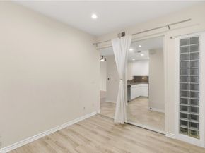 2243 Martin 207, Irvine CA 92612