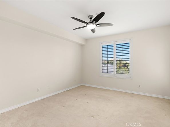 2243 Martin 207, Irvine CA 92612