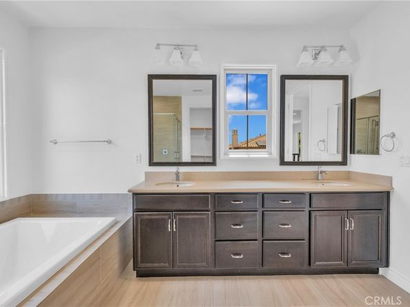 65 Rexford, Irvine CA 92620