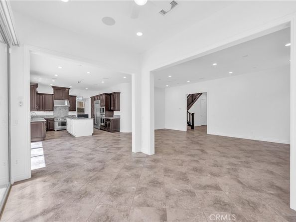 65 Rexford, Irvine CA 92620