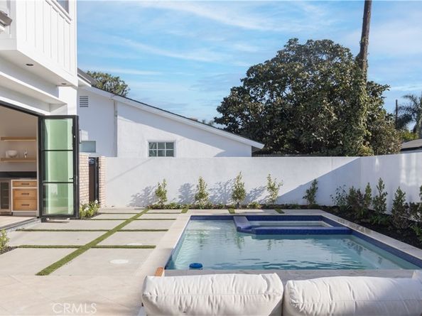 600 Powell Place, Newport Beach CA 92663