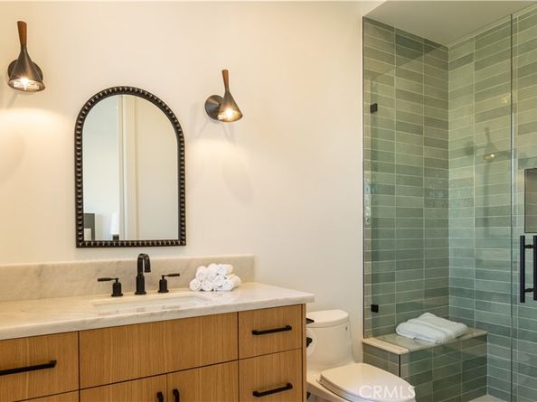 600 Powell Place, Newport Beach CA 92663