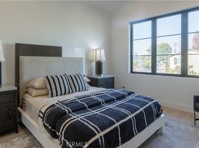 600 Powell Place, Newport Beach CA 92663