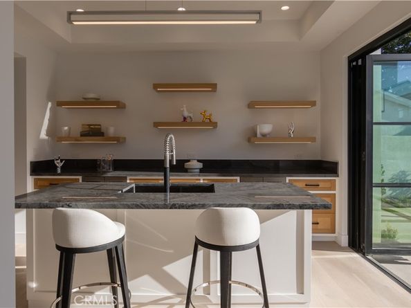 600 Powell Place, Newport Beach CA 92663