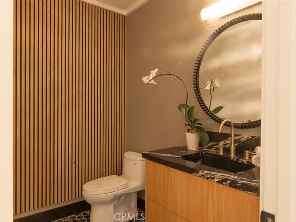 600 Powell Place, Newport Beach CA 92663