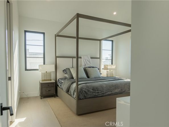 600 Powell Place, Newport Beach CA 92663