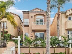 526 12th, Huntington Beach CA 92648