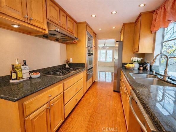 1405 E 15th, Upland CA 91786