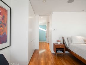 34 S Venice Boulevard 2, Venice CA 90291