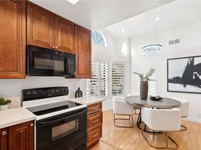 127 Huntington, Irvine CA 92620