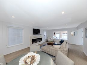 83 63rd Place, Long Beach CA 90803