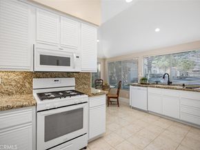 21527 Paseo Palmetto, Mission Viejo CA 92692