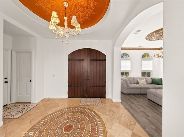 2914 Carrillo Way, Carlsbad CA 92009