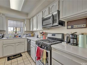 107 S Helberta Avenue 4, Redondo Beach CA 90277