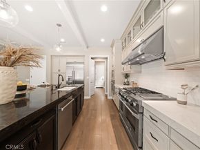 46 Shadybend, Irvine CA 92602