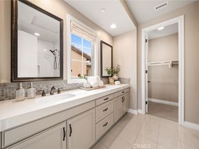 46 Shadybend, Irvine CA 92602