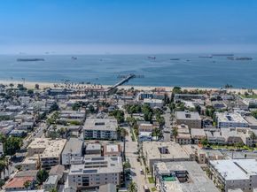 210 Grand 201, Long Beach CA 90803