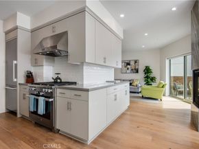 3920 E Coast Highway, Corona Del Mar CA 92625