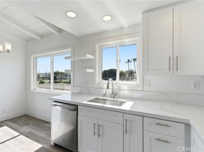 203 Cedar Street A & B, Newport Beach CA 92663