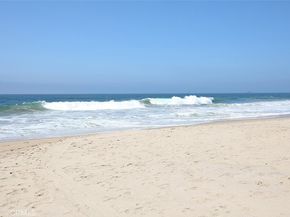 203 Cedar Street A & B, Newport Beach CA 92663