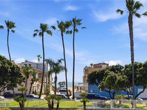 203 Cedar Street A & B, Newport Beach CA 92663