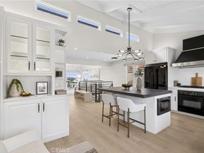 2520 Seaview Avenue, Corona Del Mar CA 92625