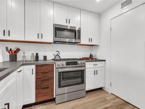 128 Villa Point, Newport Beach CA 92660