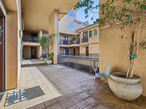 3972 Albatross St 203, San Diego CA 92103