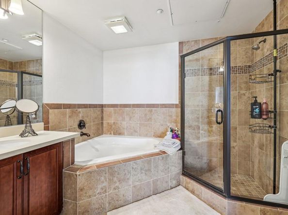 3972 Albatross St 203, San Diego CA 92103