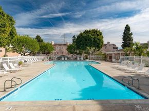 7263 Camino Degrazia 31, San Diego CA 92111