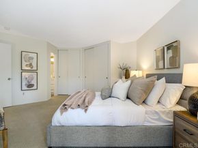 7263 Camino Degrazia 31, San Diego CA 92111