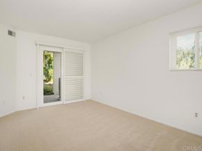 7263 Camino Degrazia 31, San Diego CA 92111