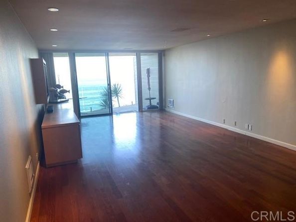 369 W I Street, Encinitas CA 92024